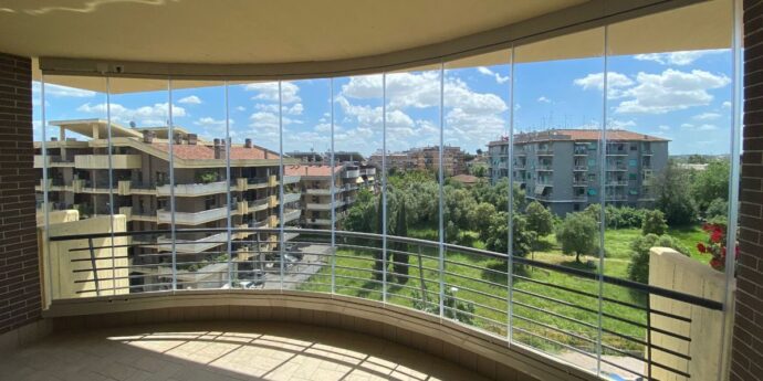 Megamenu vetrate per balconi