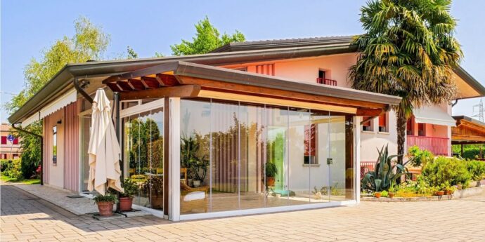 Megamenu vetrate per portici