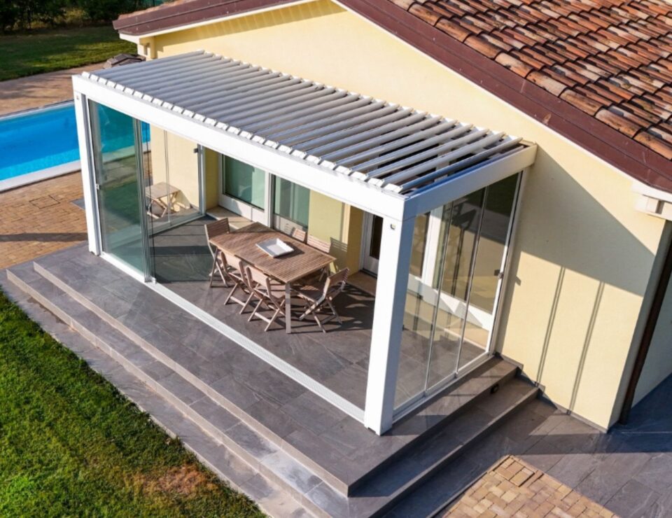 Pergola bioclimatica orientabile gallery 2