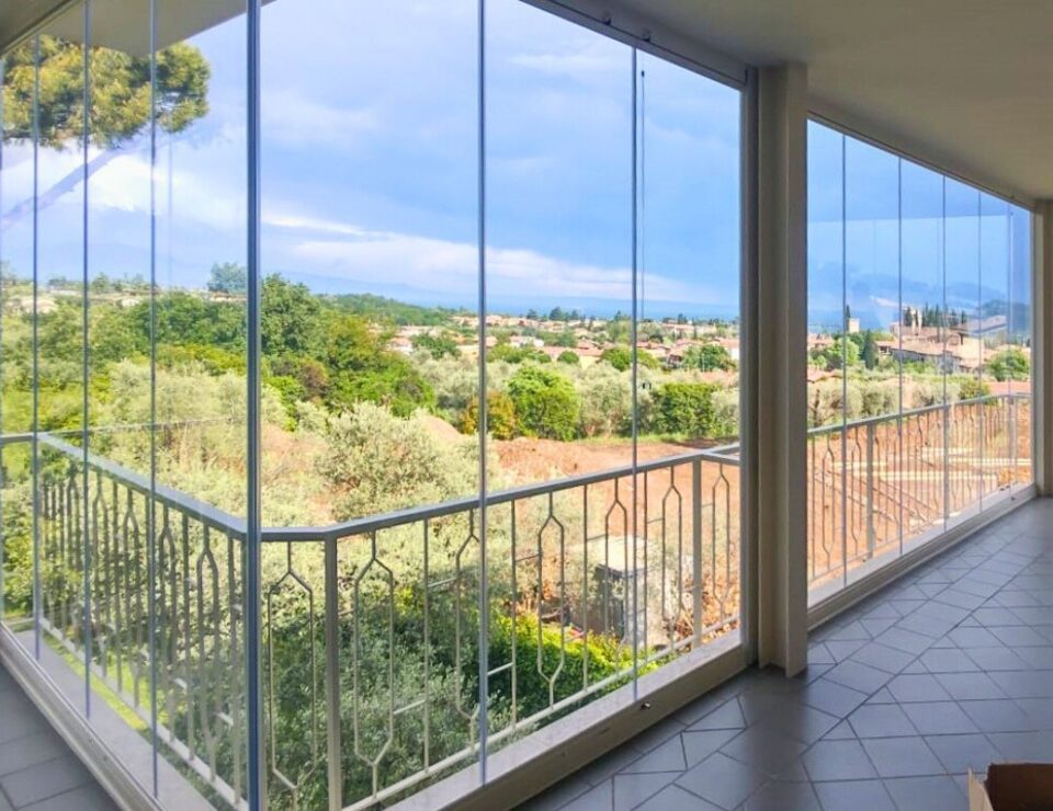 Vetrate panoramiche per balconi